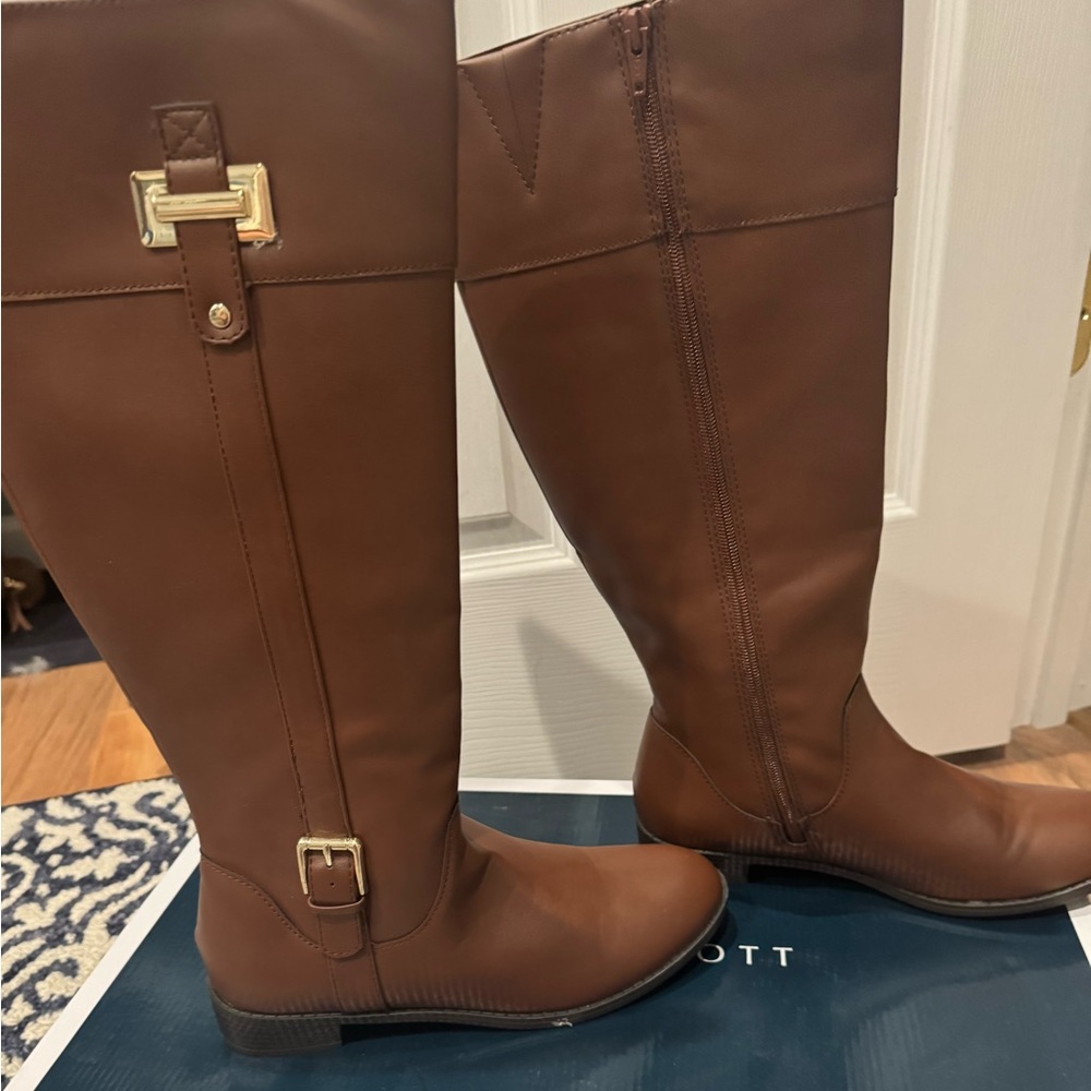 Nwt in box Beautiful cognac brown knee length boots